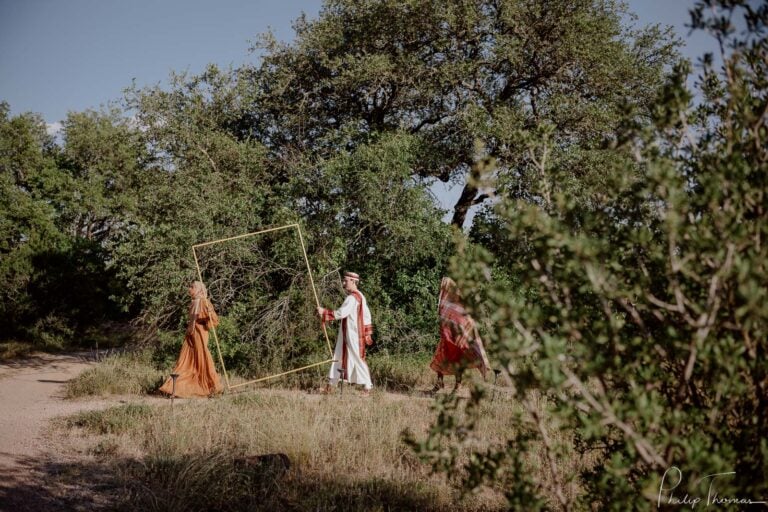 Multicultural wedding Hudson Bend Ranch Multicultural sudanese wedding Philip Thomas Photography