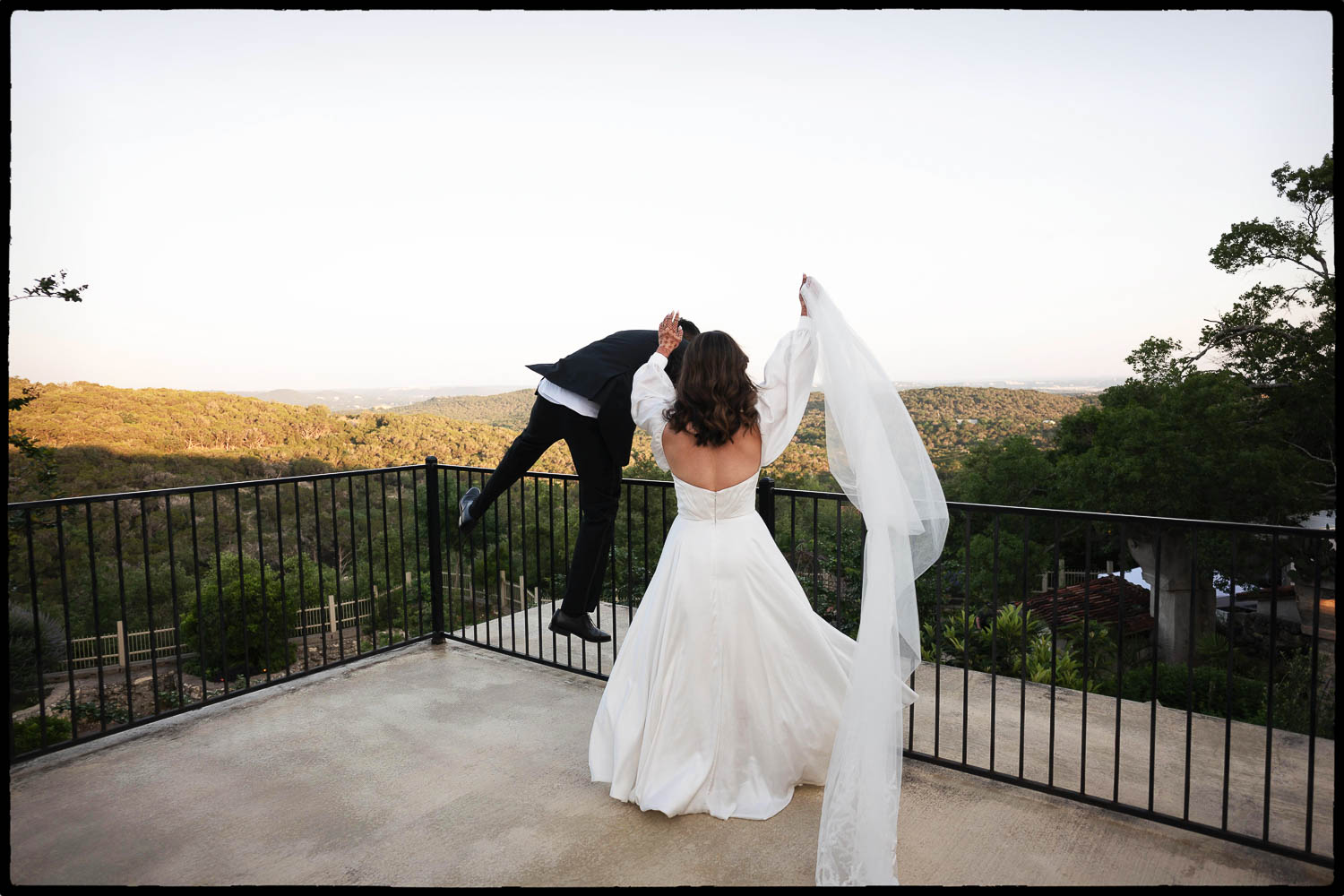 72 South Asian Wedding Ceremony Austin, Texas Philip Thomas wedding photographer L1100315 Edit