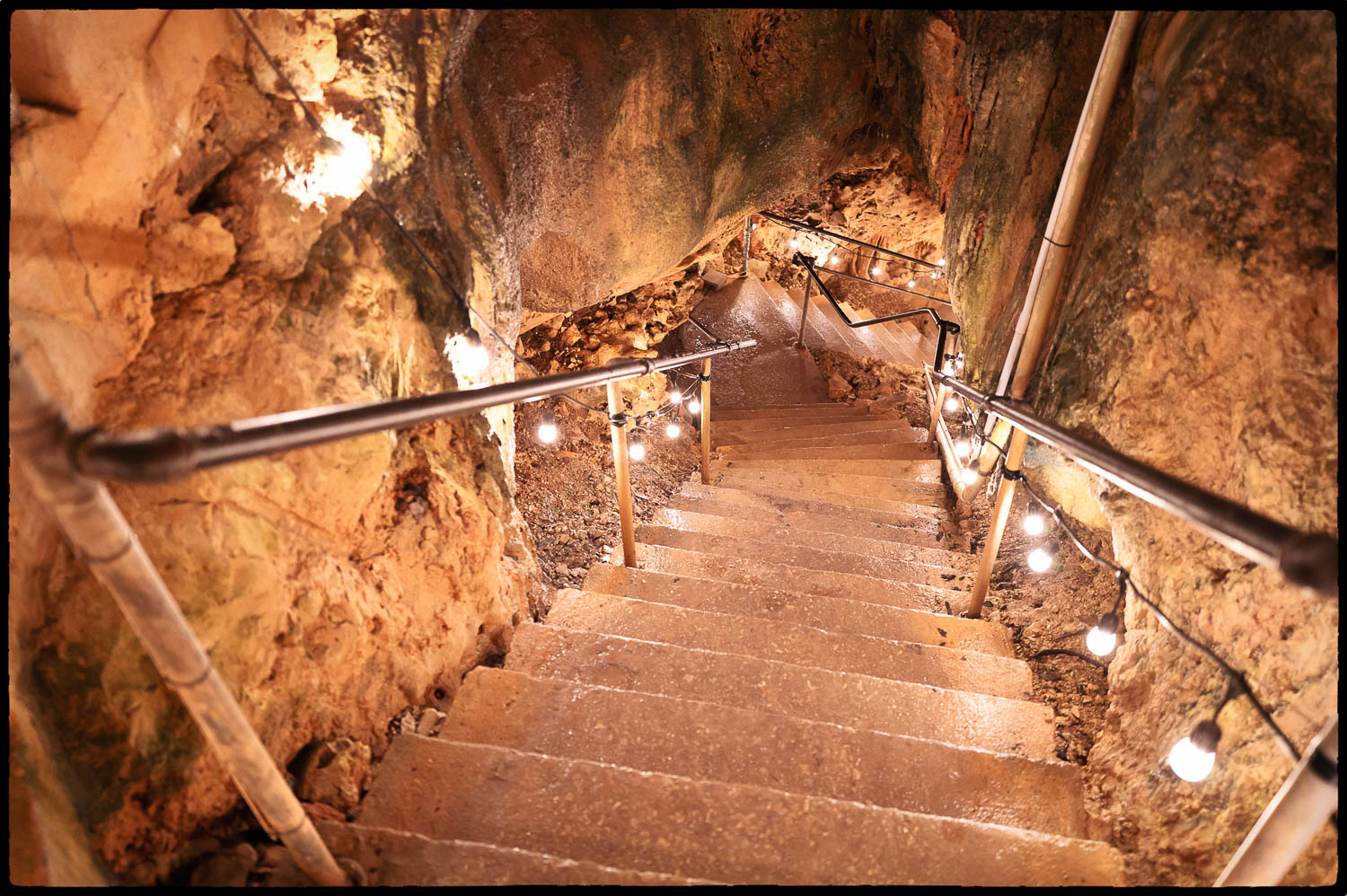 17 Wedding Ceremony at Cave Without A Name Philip Thomas wedding photographer L1011338 Edit