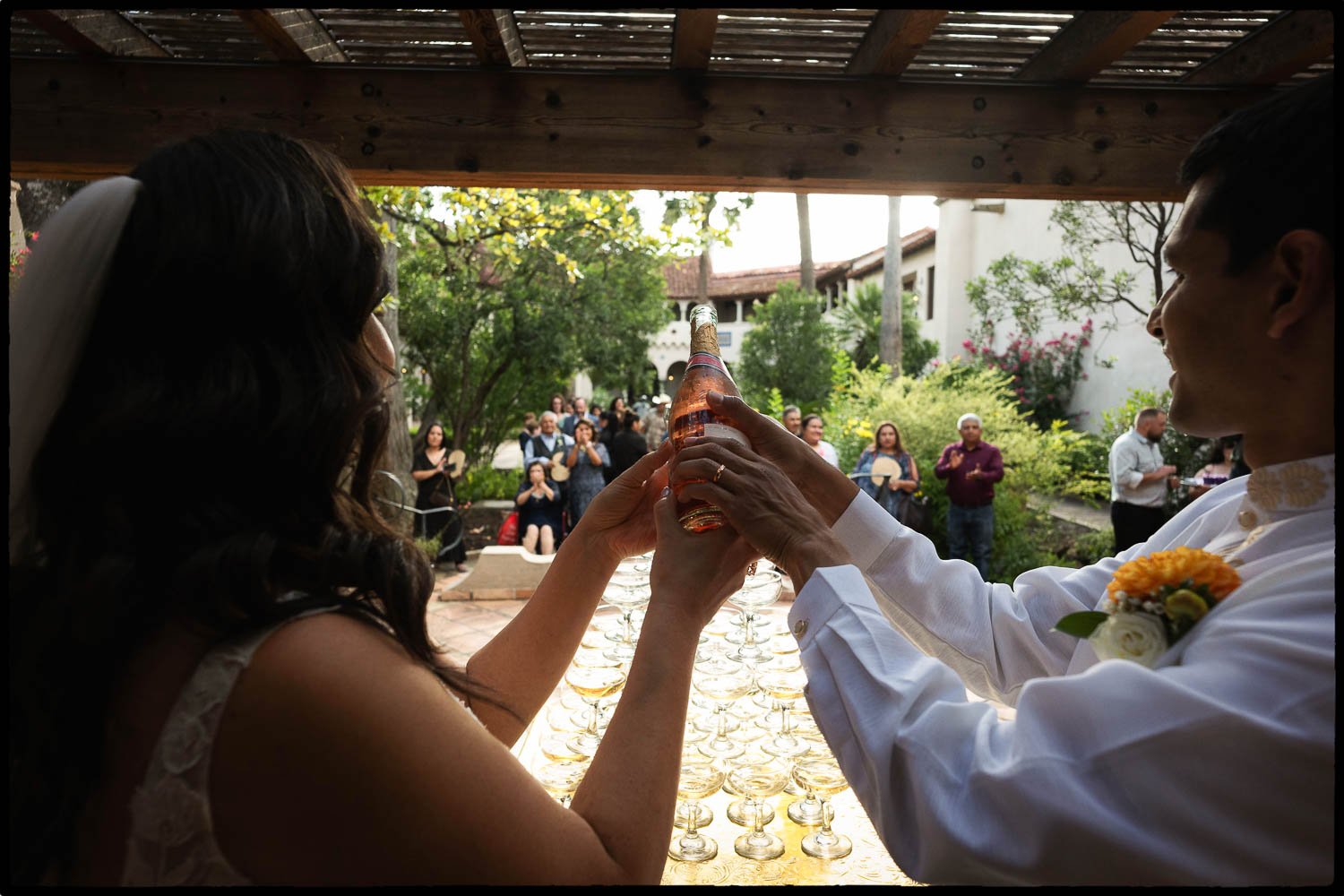 24 McNay Art Museum Wedding Ceremony Philip Thomas wedding photographer L1110047 Edit