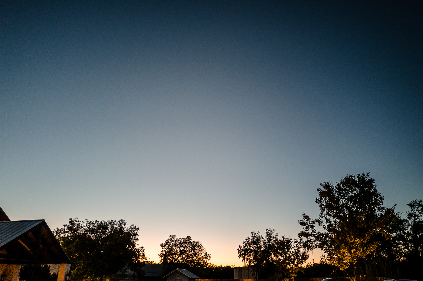 67 Moon Shadow Haven Wedding Philip Thomas Photography L1011131