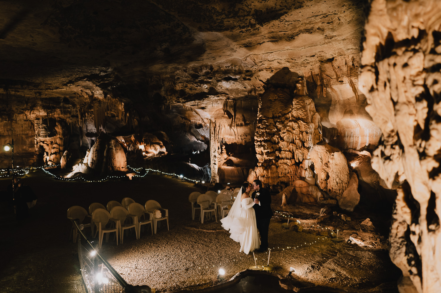 25 The Cave Without A Name Wedding Ceremony and The Spire Reception L1044908