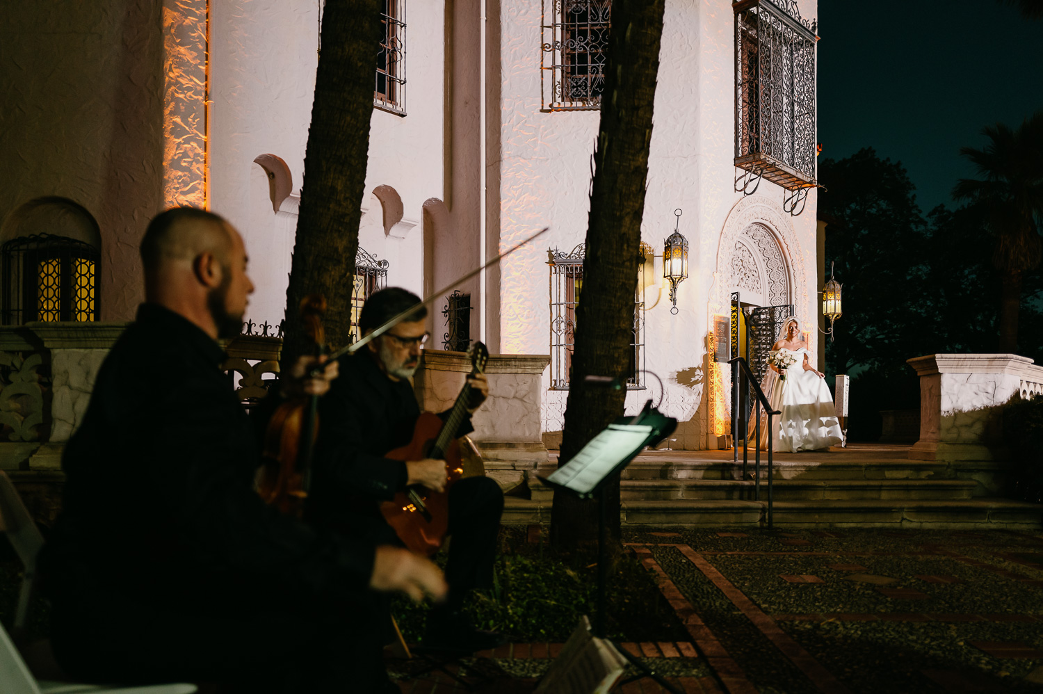 26 McNay Art Museum Wedding Sarah Donzi Philip Thomas PhotographyL1050549