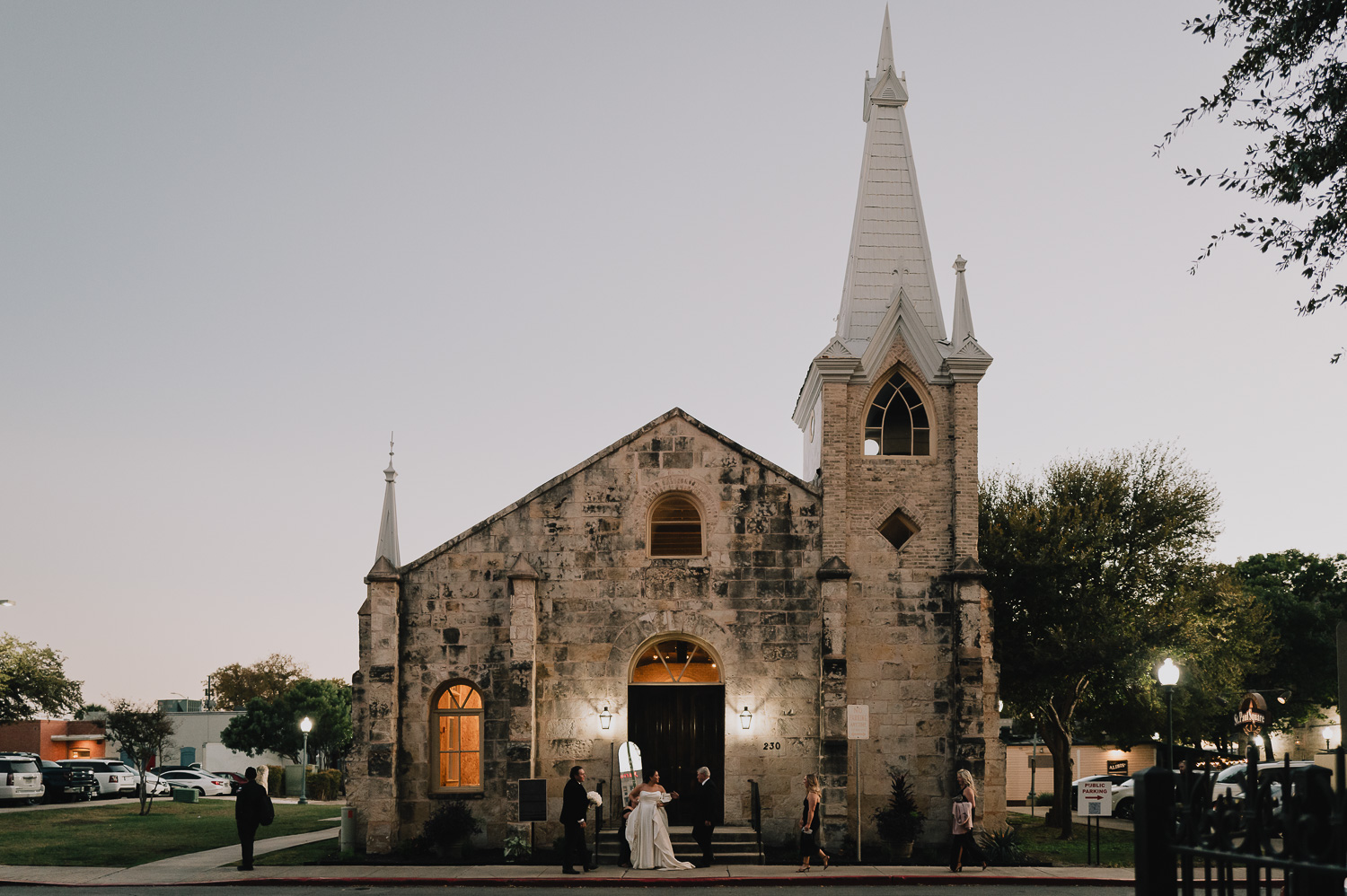 34 The Cave Without A Name Wedding Ceremony and The Spire Reception L1045111