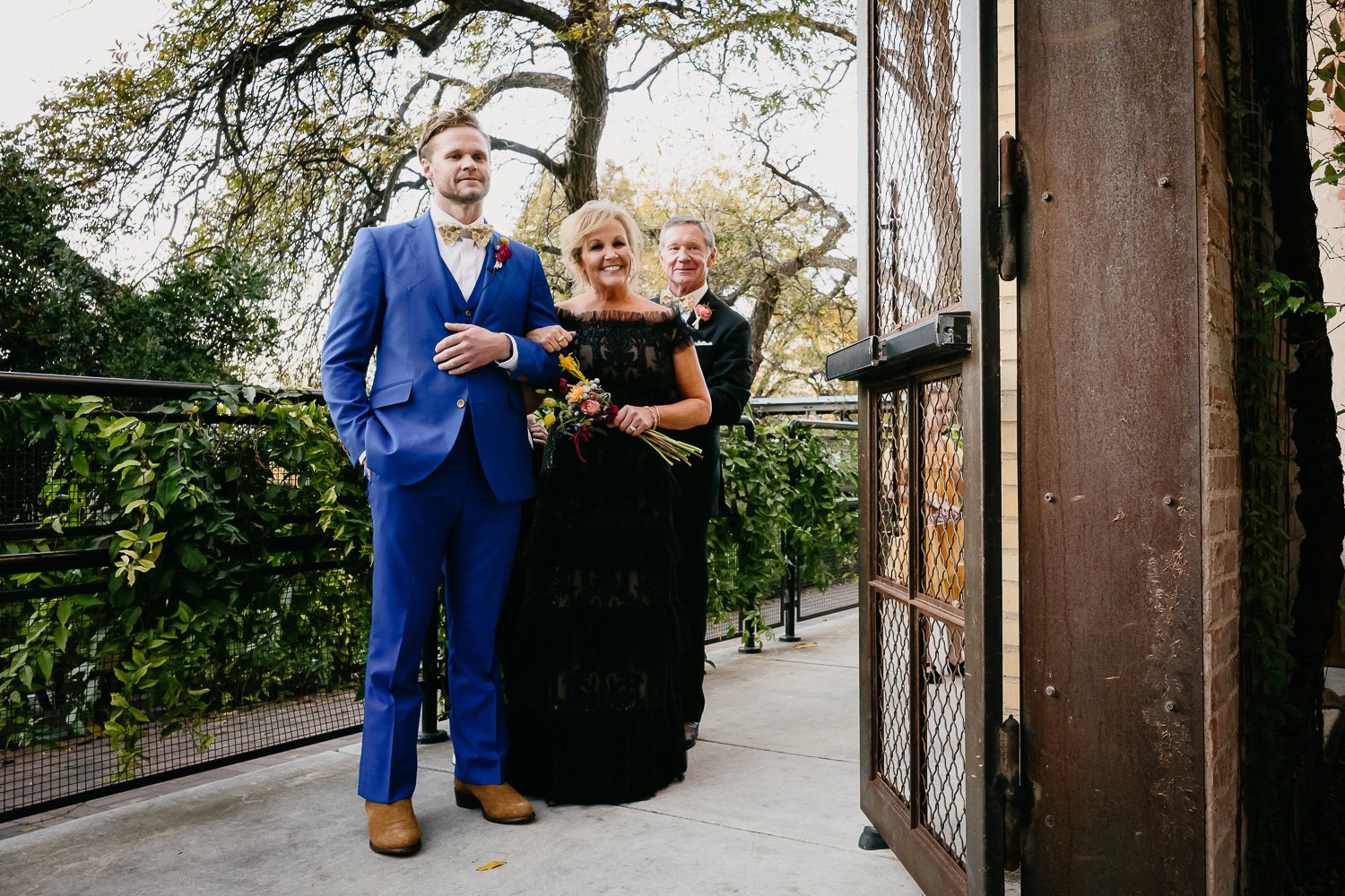 19 A beautiful winter wedding at San Antonio's Iconic Hotel Emma Philip Thomas PhotographyL1110375